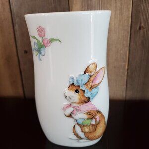 Sweet small vintage Easter bunny vase, made in Japan 3D raised bunny 5.5" tall